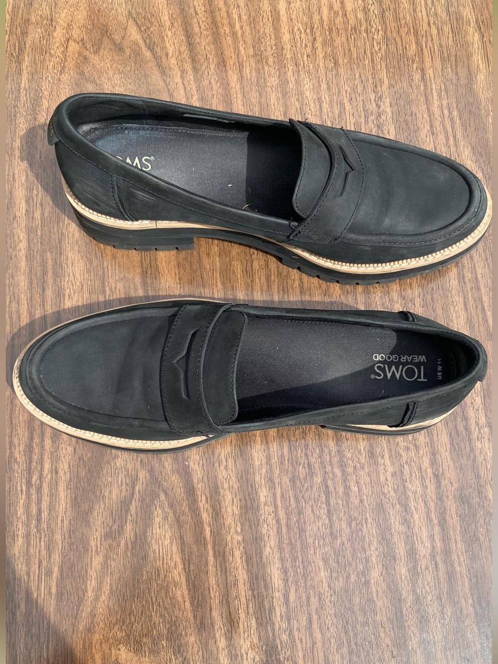 TOMS Black Loafers with Tan Trim - Picture 7 of 12